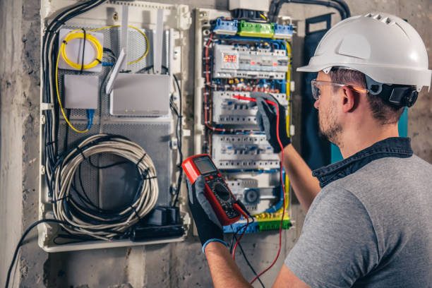 Best Circuit Breaker Repair  in La Conner, WA